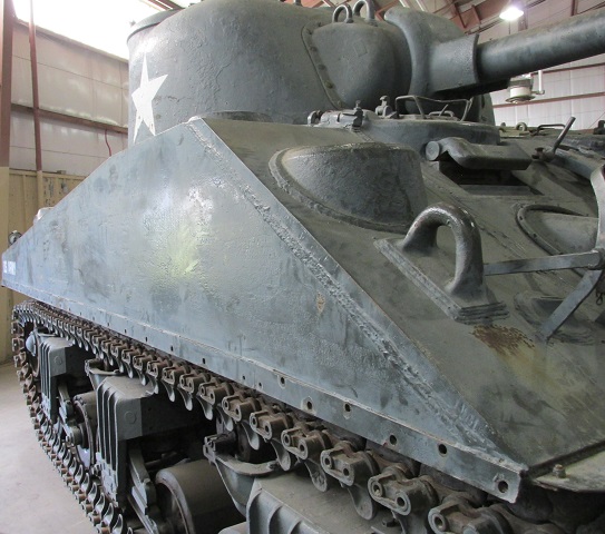 M4A4 Sherman Tank Panzer Armure WW2 Army War USA Long Sleeve T-Shirt 